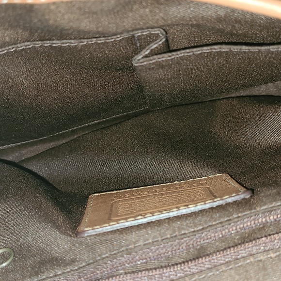 Coach signature studded suede and leather hobo bag - Picture 6 of 7